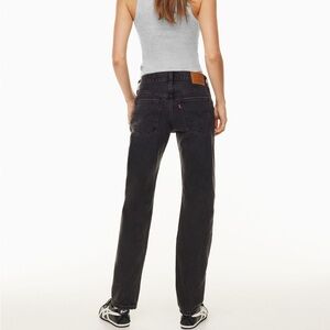 LEVIS Middy Straight black jeans size 27